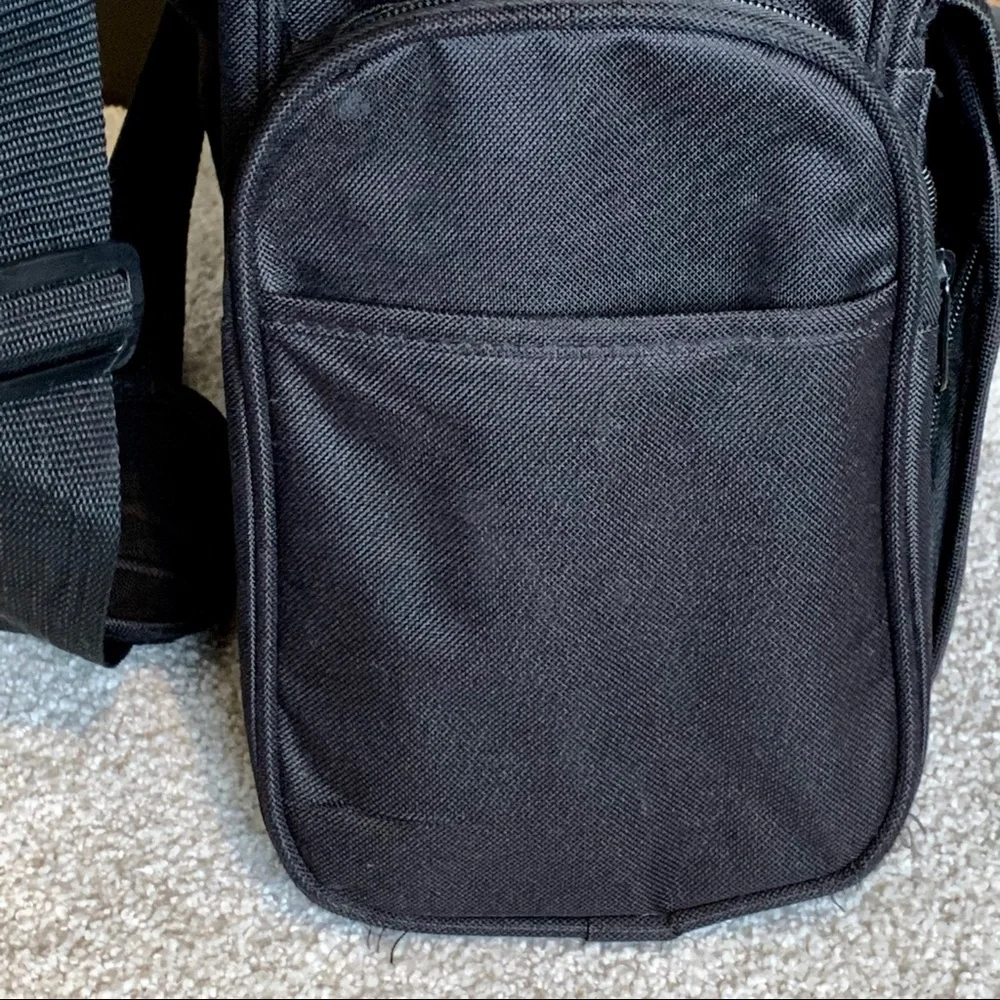 Eddie Bauer Computer Carrying Case‎
